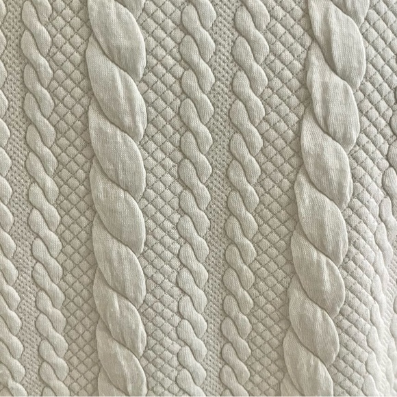 Dalia~Cable Pattern Sweater~Size XL~Ivory - Picture 8 of 11